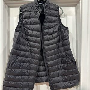 Lands' End Black Quilted Packable Puffer Vest